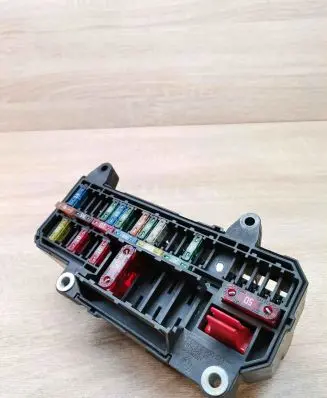 BMW 7 E65 E66 Fuse box set 6900583 10688710