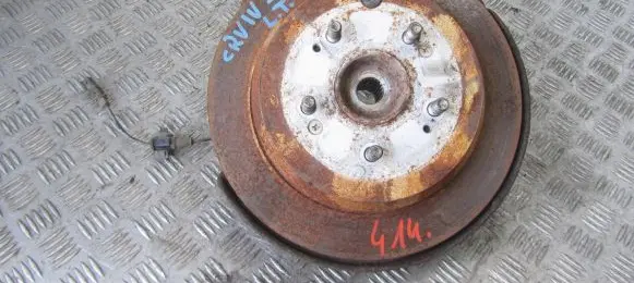 Honda CR-V Rear wheel hub spindle/knuckle 