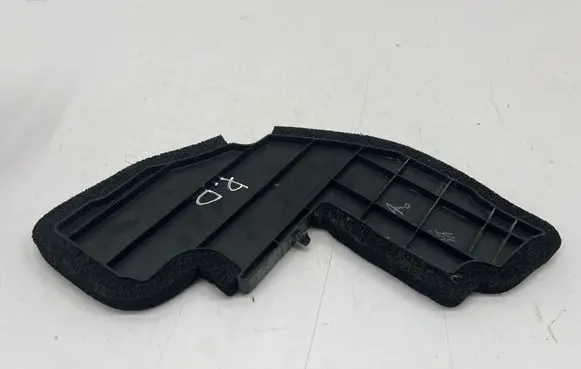 Nissan X-Trail T33 Fender end trim 668986RA0A