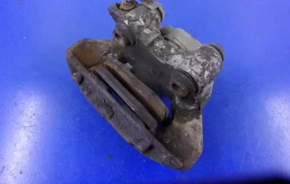 Peugeot 206 Rear brake caliper