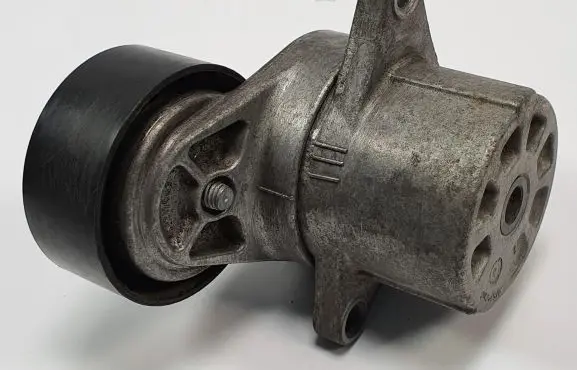 Mercedes-Benz Vito Viano W447 Timing belt tensioner A6512002370