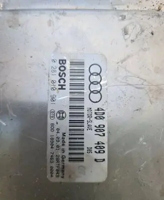 Audi A8 S8 D2 4D Engine control unit/module 4D0907409D 0281010901 28RTF04