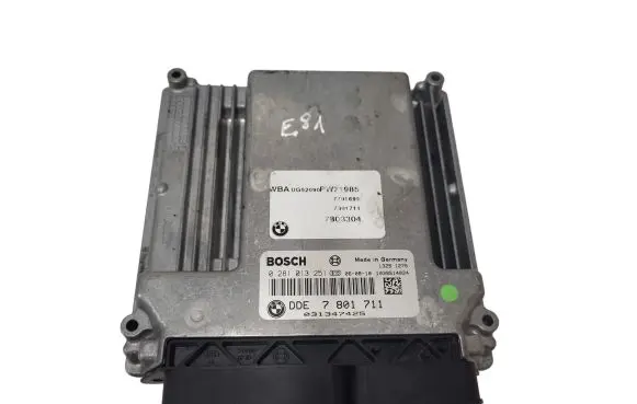 BMW 1 E81 E87 Engine control unit/module 0281013251 7801711 031347425