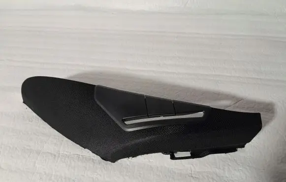 BMW 7 G11 G12 (B) pillar trim (top) 7355337
