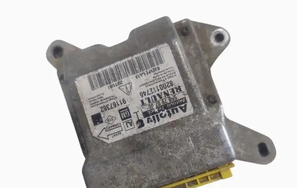 Renault Trafic I Airbag control unit/module 8200112746