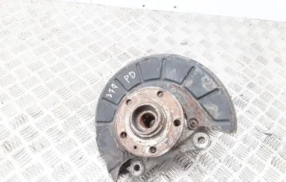 Front wheel hub spindle knuckle