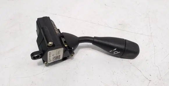 Mercedes-Benz CLS C219 Steering wheel adjustment handle/lever A1715402945