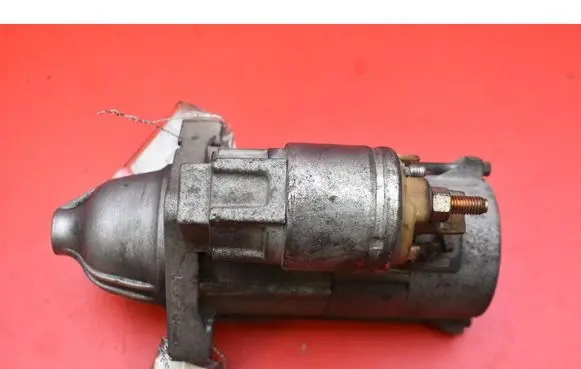 BMW X3 E83 Starter motor 7787354