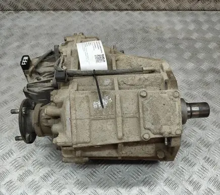 Toyota Land Cruiser (J200) Gearbox transfer box case 361006D401