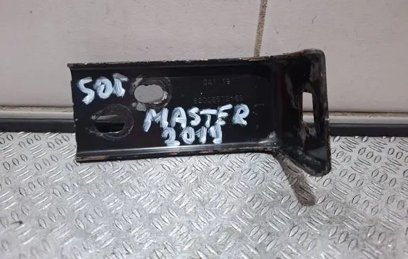 Renault Master III Radiator support slam panel bracket 8200657216B