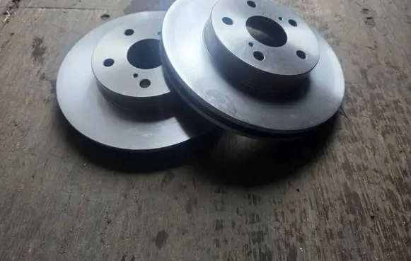 Toyota Hilux (AN10, AN20, AN30) Front brake disc 435120K130