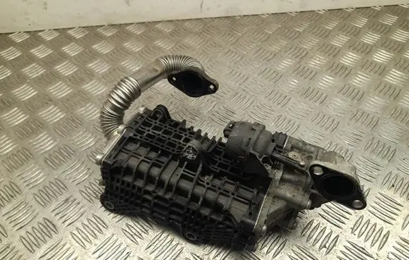 Citroen DS7 Crossback EGR valve cooler 9813050280