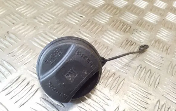 Opel Zafira B Fuel tank filler cap 13140958