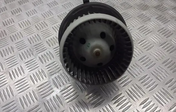 Alfa Romeo 147 Front door blower motor 52488448