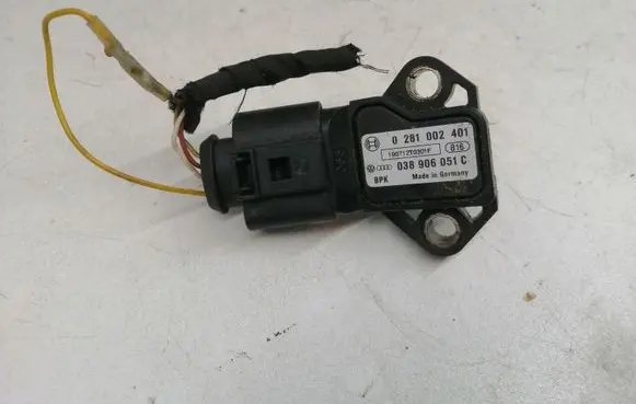 Volkswagen PASSAT B6 Air pressure sensor 0281002401 038906051C 038906051