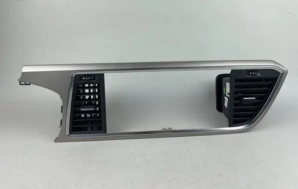 Seat Ateca Radio/GPS head unit trim 577820951 577820951XTL