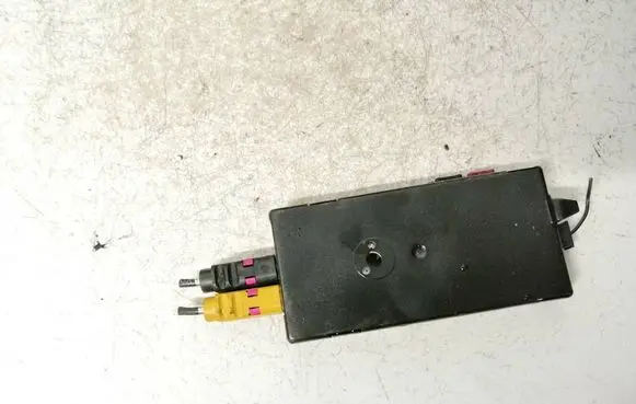 Antenna control unit