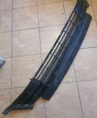 Toyota RAV 4 (XA40) Front bumper lower grill 5311342080