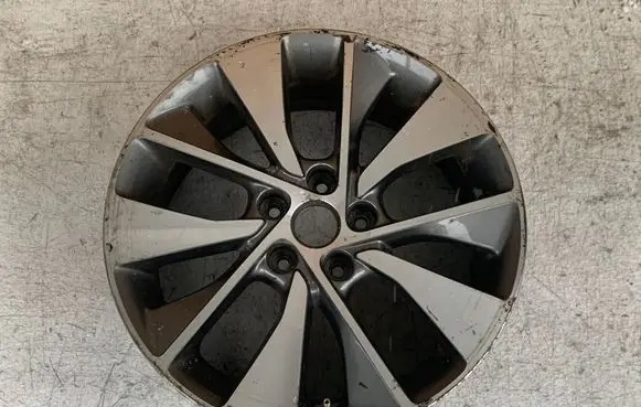 R18 alloy rim