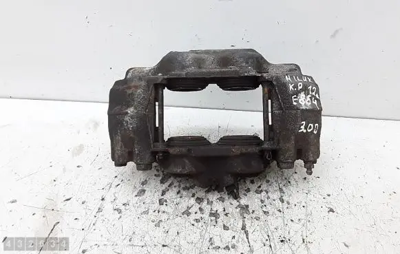 Toyota Hilux (AN10, AN20, AN30) Front brake caliper