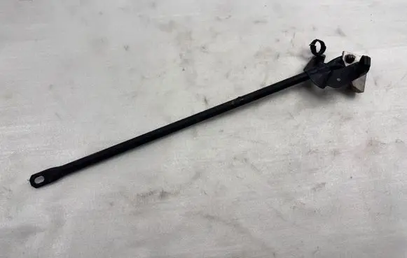 Volvo XC90 Radiator support slam panel bracket 31651559
