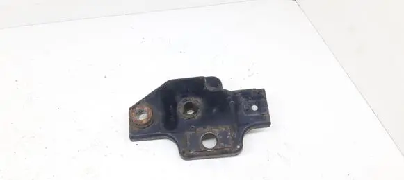 Toyota Avensis T270 Radiator mount bracket