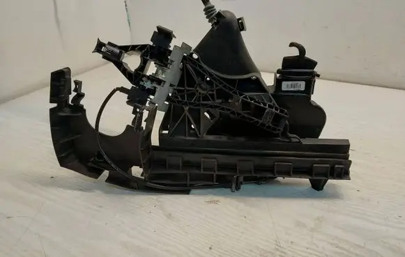 Volvo S40 Front door lock 30753663 4415A