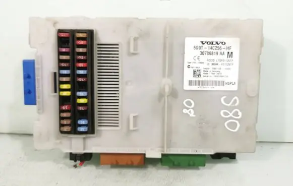 Volvo S80 Fuse module 30786819AA 6G9T14C256HF 3659AF01125TP