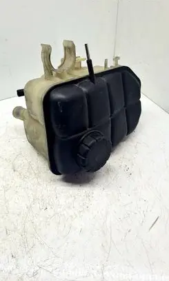 Mercedes-Benz C W203 Coolant expansion tank/reservoir 2035000049