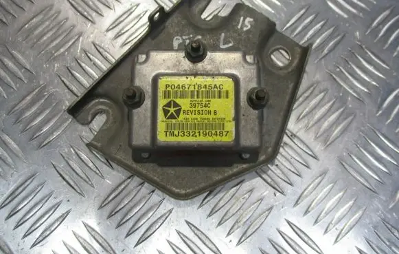 Chrysler PT Cruiser Airbag deployment crash/impact sensor P04671845AC