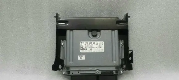 Mercedes-Benz CLS C219 Engine control unit/module A6421503972