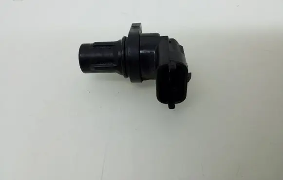 Mercedes-Benz CLS C219 Camshaft position sensor A0041539628