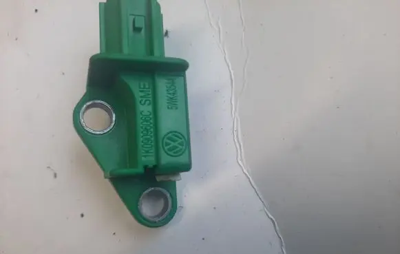 Audi A6 S6 C6 4F Airbag deployment crash/impact sensor 1K0909606C