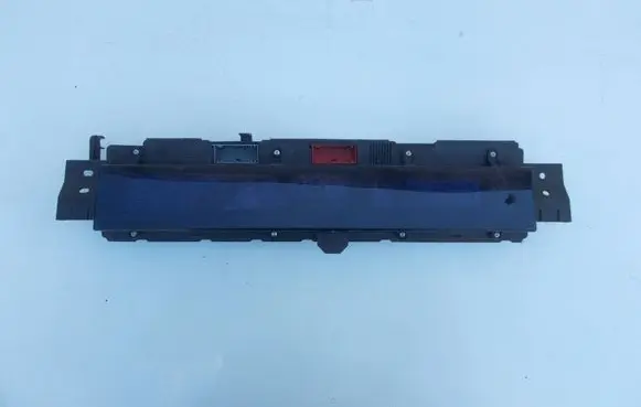 Speedometer (instrument cluster)