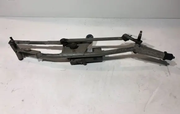 Volvo XC70 Front wiper linkage and motor 09151848 404775