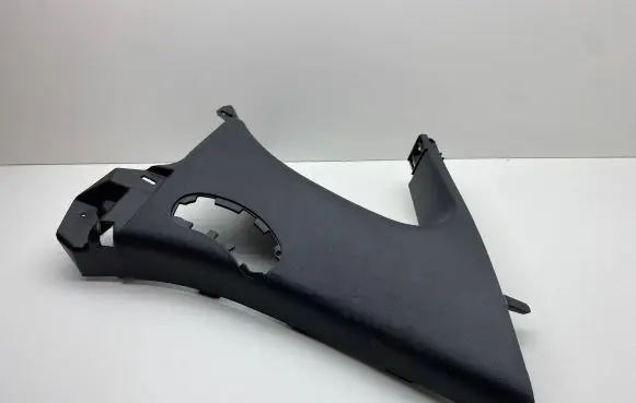 Dodge Durango (C) pillar trim 1GQ13DX9AF