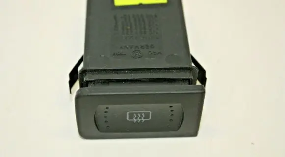 Volkswagen Golf IV Windscreen/window heater switch 1J0953235