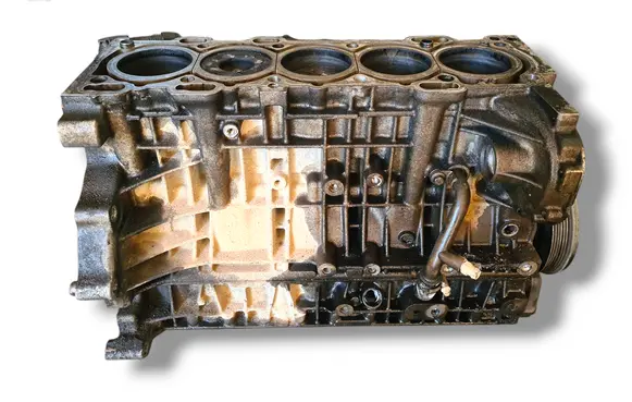 Volvo V70 Engine block 30677367
