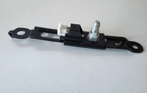 Toyota Verso Seat belt height adjuster 