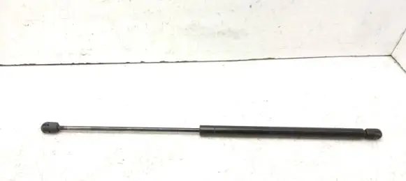 Seat Toledo II (1M) Front bonnet/hood damper/strut 1M0823359A