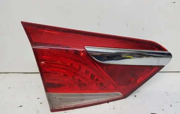 Hyundai i40 Tailgate rear/tail lights 924043Z000