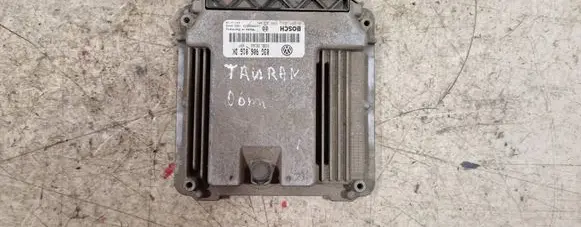 Volkswagen Touran I Engine control unit/module 0281011946 03G906016DK 1039S06224