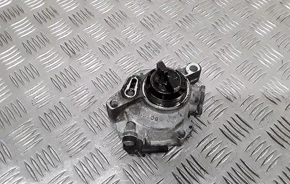 Citroen C4 II Picasso Vacuum pump 9804021880