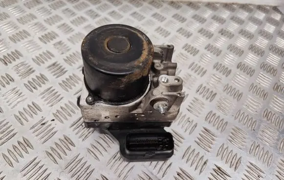 Lexus IS 220D-250-350 ABS Pump 4454053060
