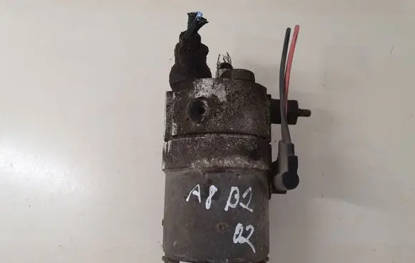 Audi A8 S8 D2 4D Brake power pressure regulator 8E0614175D