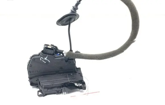 Renault Captur Rear door lock 805027072R