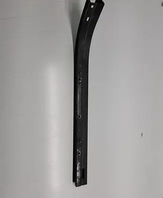 Peugeot Partner Sliding door middle roller runner 9684585580