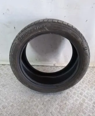Skoda Octavia Mk4 R18 summer tire 22545R18 BRIDGESTONE