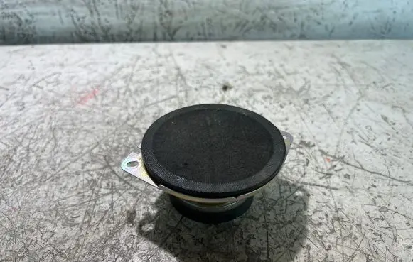 Dodge Challenger Audio system kit 05064359AB 26777AA