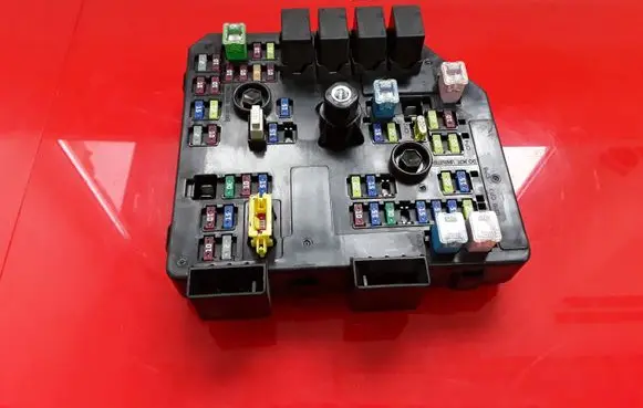 Opel Antara Fuse module 95031450